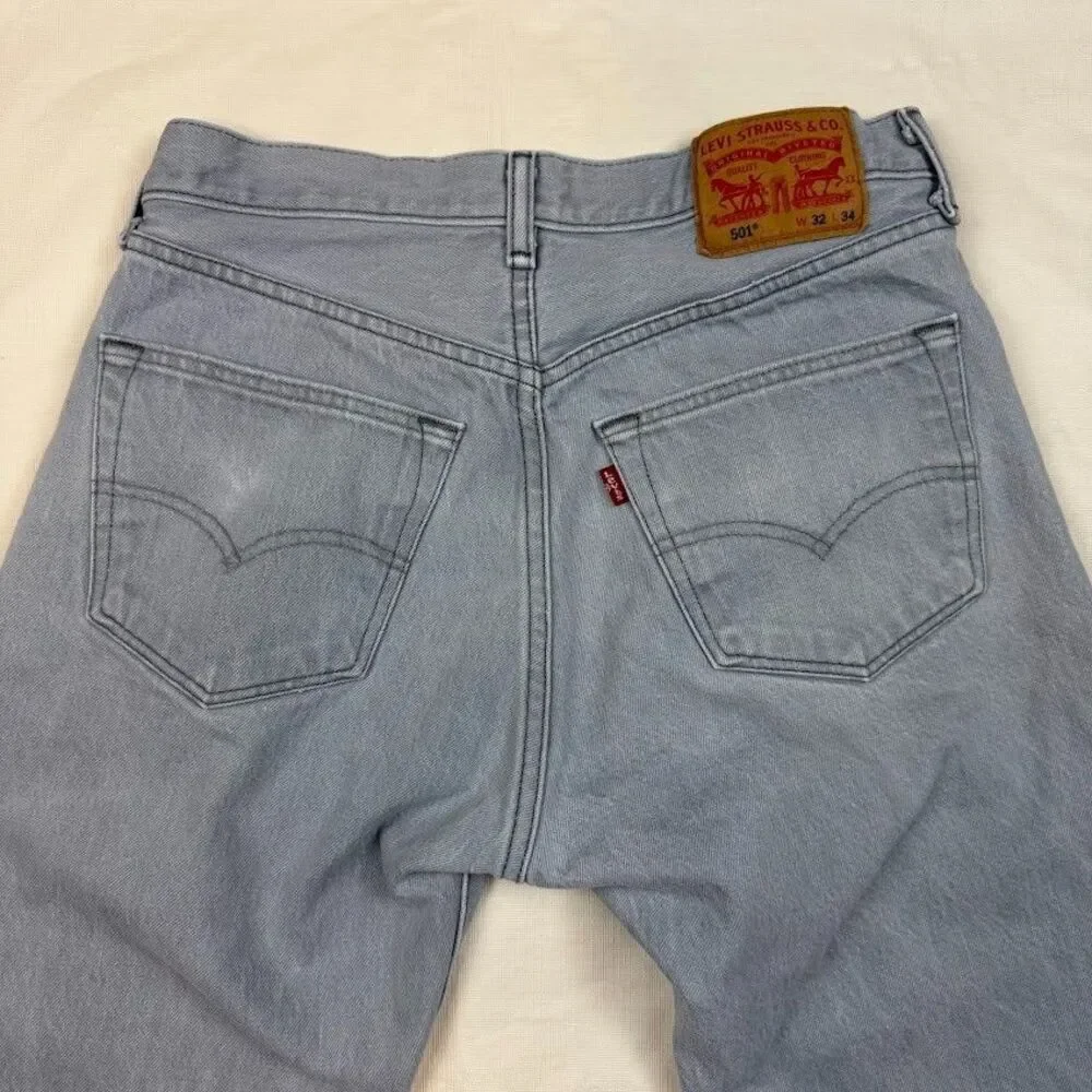 Levi's 501 Original Fit Jeans in "Silver Rigid" (Grey), 32x34 (measures 29x30) - Picture 5 of 13